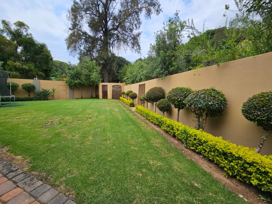 5 Bedroom Property for Sale in Jim Fouchepark Free State